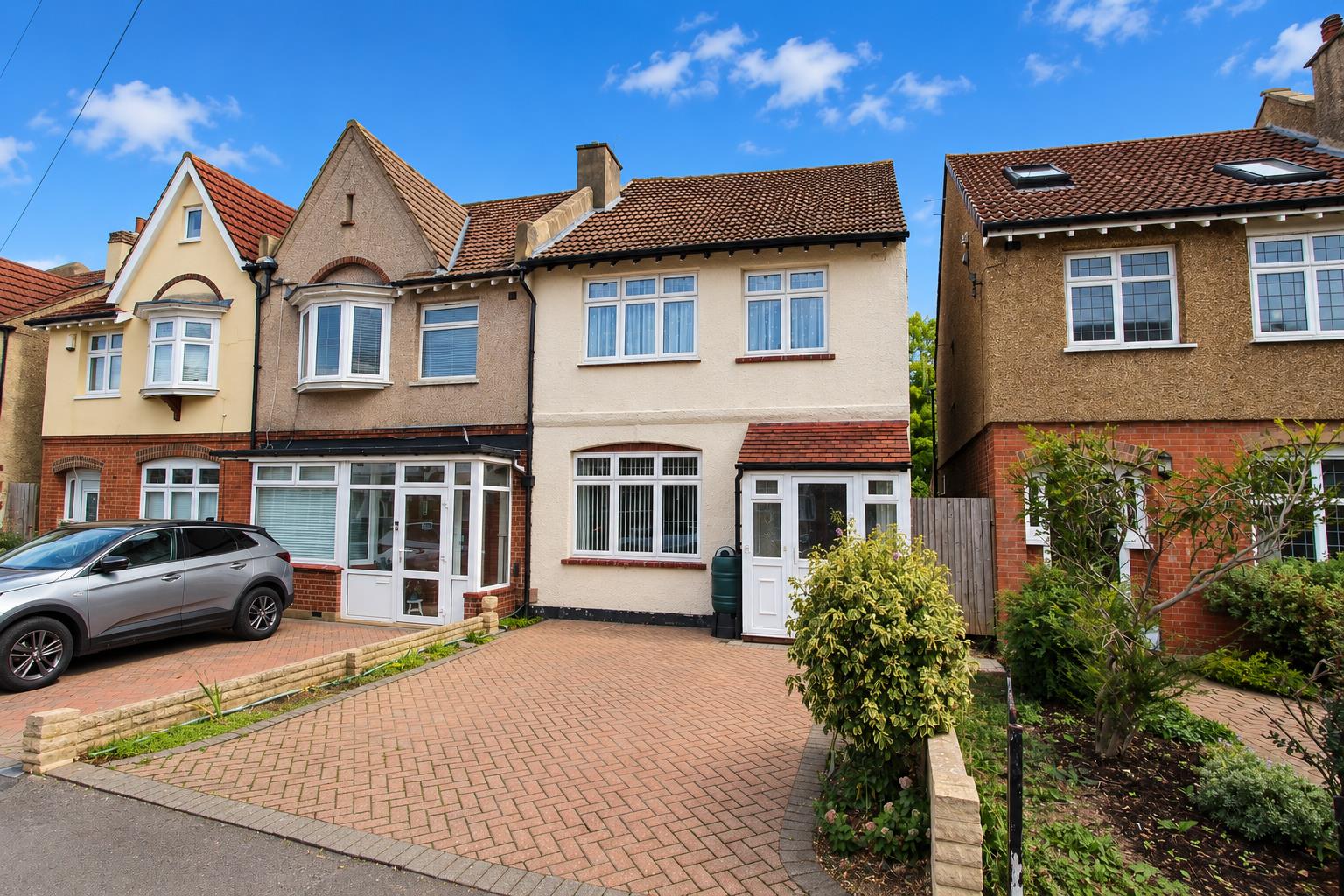 3 bed property in Milton Road, Wallington